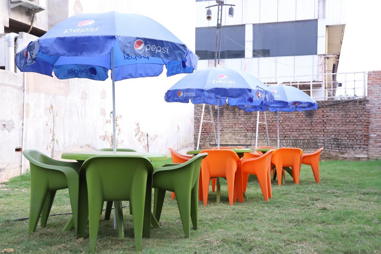Hotel Dream Comfort Agra  Exterior foto